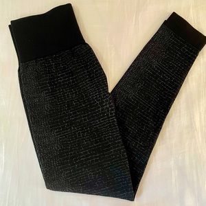 Black Brick Print Athletic Workout Leggings